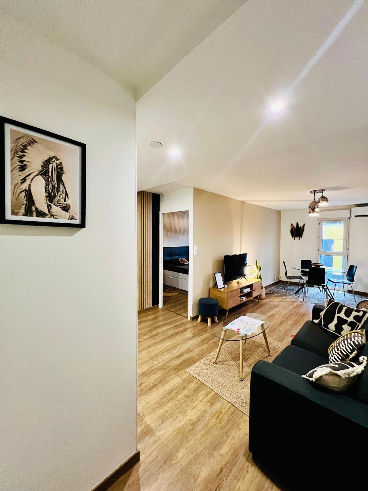 Ferienwohnung T2 Beaux Arts Parking Prive Gratuit Montpellier Exterior foto